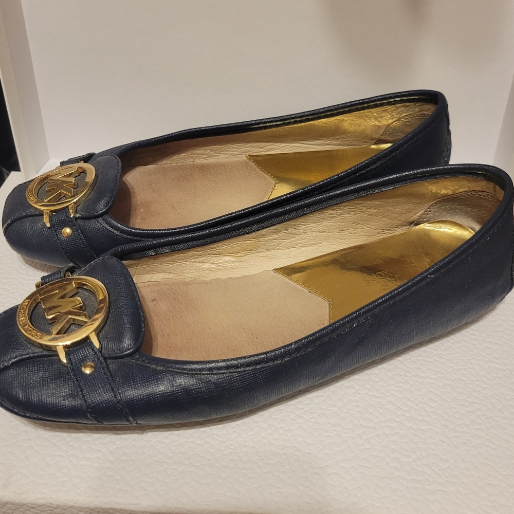 Michael Kors Navy blue flats